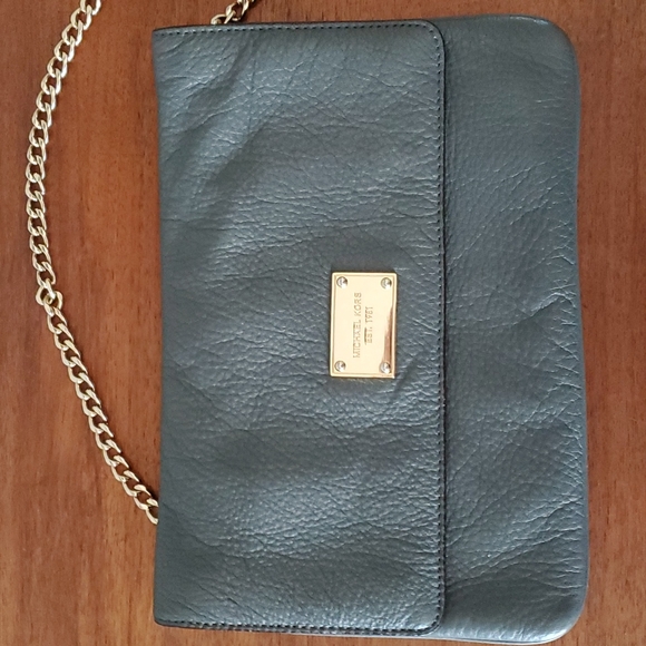 Michael Kors bag - Picture 1 of 7